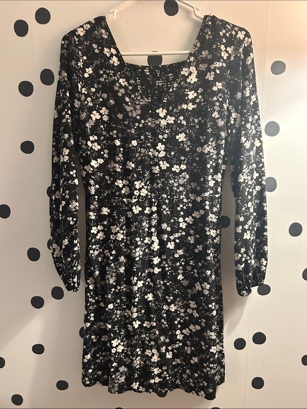 Old Navy Black Floral 🥀 Long Sleeve Dress